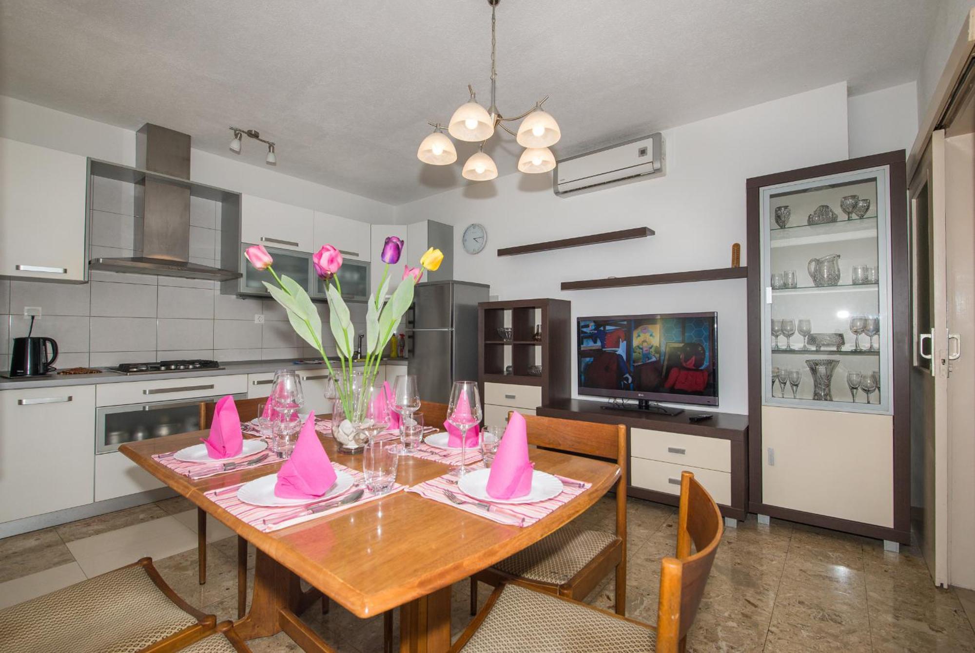 Apartments Marieta Makarska Rum bild