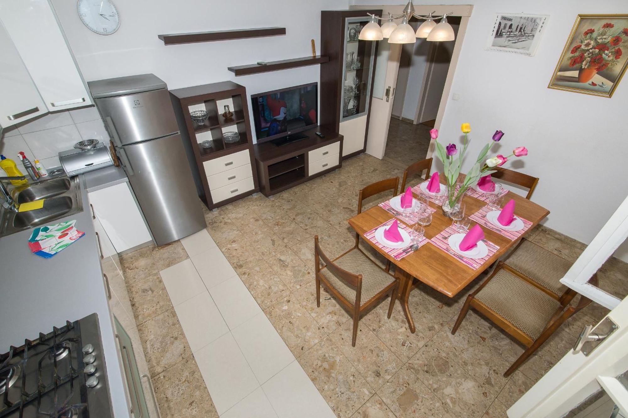 Apartments Marieta Makarska Rum bild