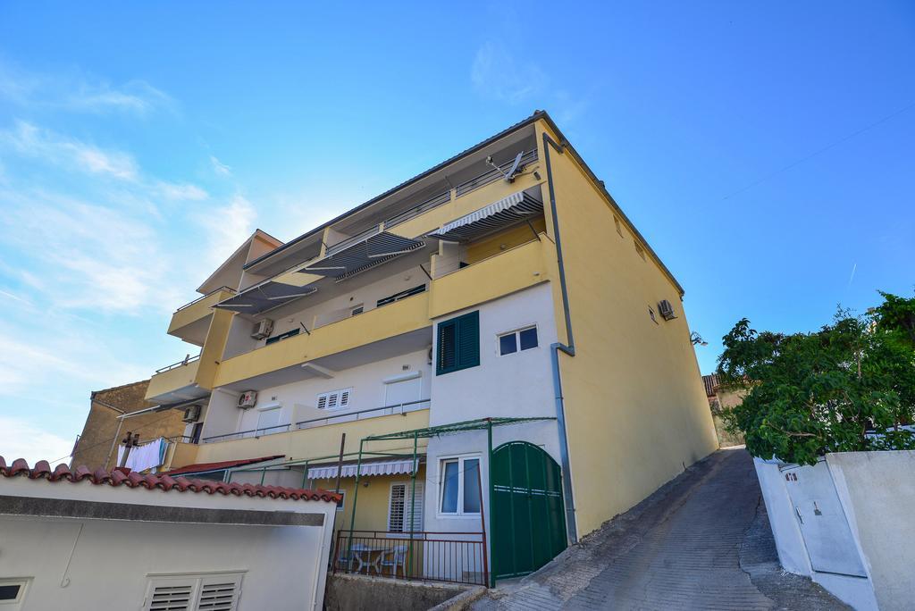 Apartments Marieta Makarska Exteriör bild